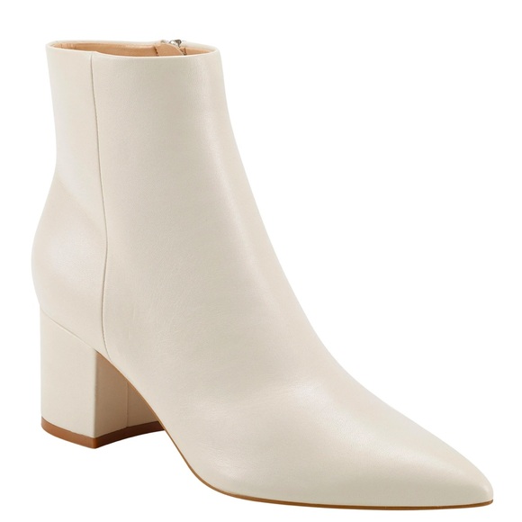 Marc Fisher Jarli bootie, white. Size 9. EUC - Picture 2 of 11